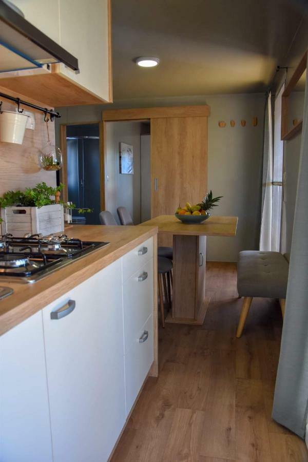 Mobile home Laura Tisno Esterno foto